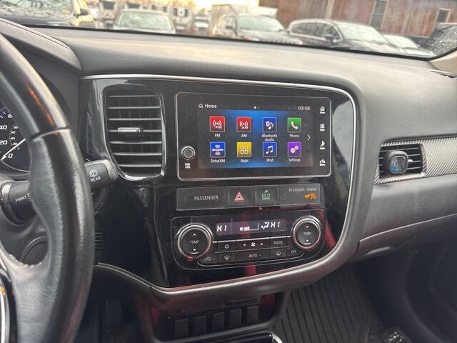 2018 Mitsubishi Outlander SE