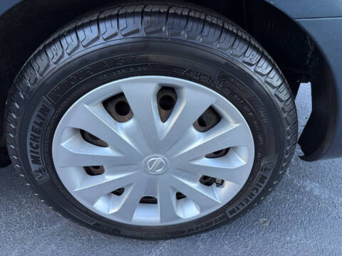 2016 Nissan Versa 1.6 SV