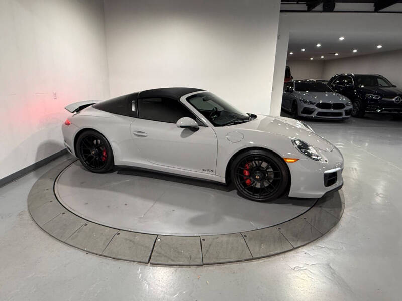 2018 Porsche 911 Targa 4 GTS