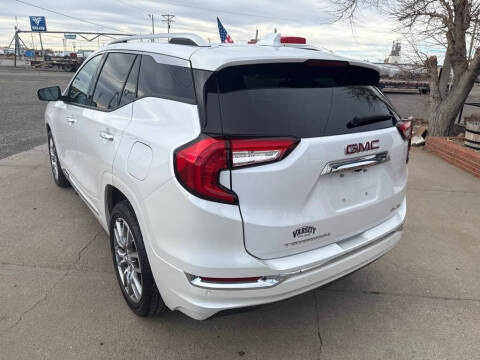 2023 GMC Terrain Denali