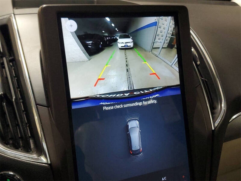 2021 Ford Edge Titanium