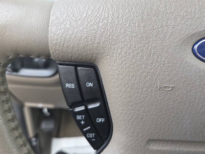 2005 Ford Explorer Eddie Bauer