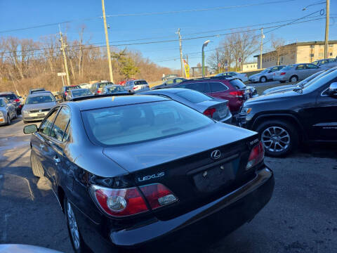 2004 Lexus ES 330