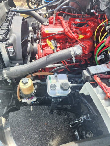 2024 Freightliner M2 106