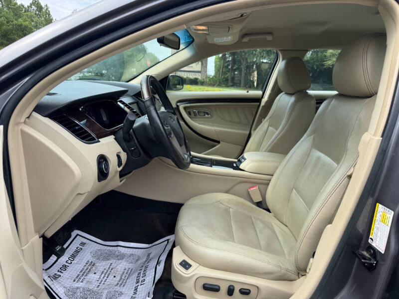 2013 Ford Taurus Limited