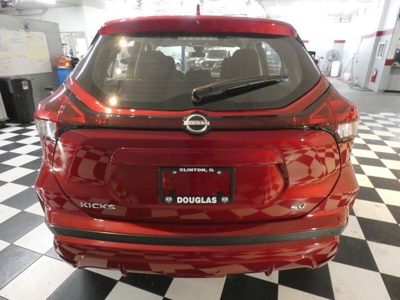 2023 Nissan Kicks SV