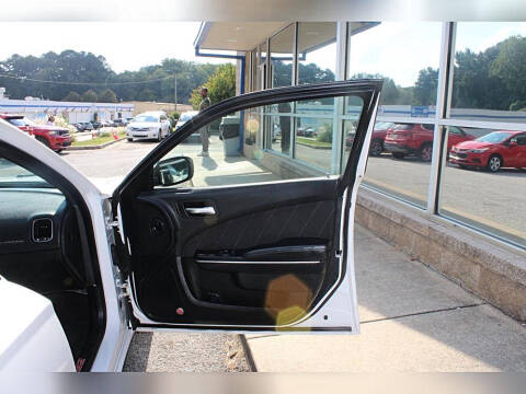2015 Dodge Charger SXT