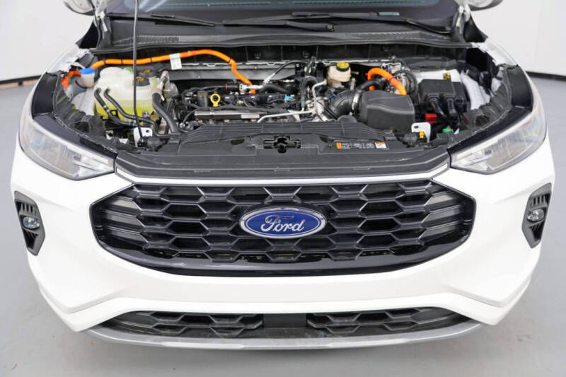2024 Ford Escape Hybrid ST-Line Select