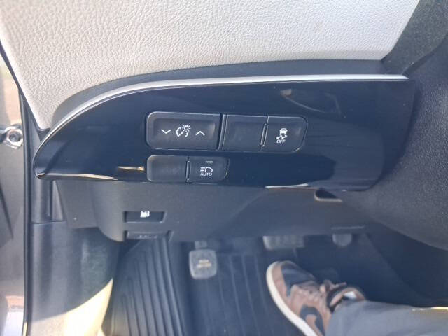 2017 Toyota Prius Two