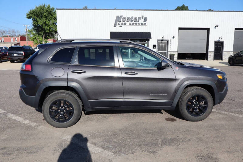 2020 Jeep Cherokee Trailhawk