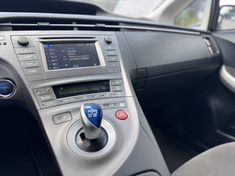 2014 Toyota Prius Two