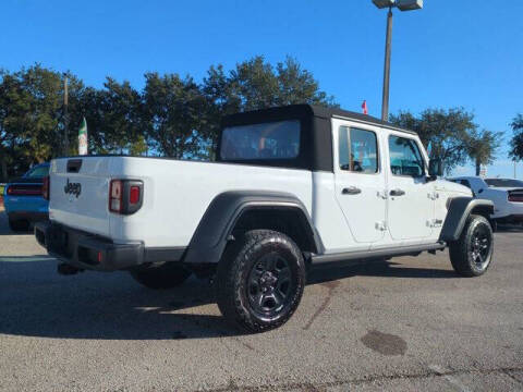2024 Jeep Gladiator Sport