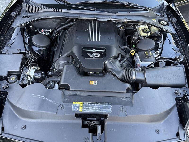 2003 Ford Thunderbird 16