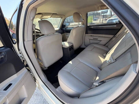 2005 Chrysler 300 Touring