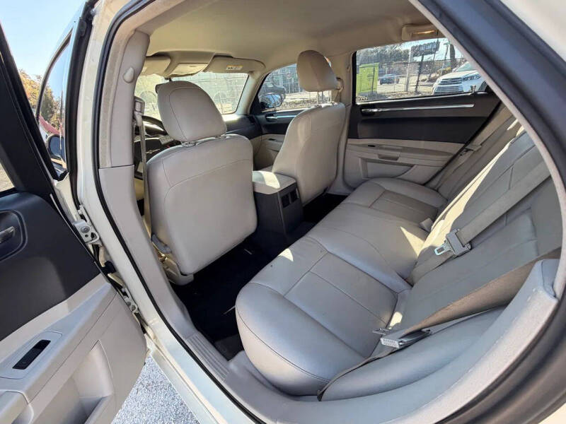 2005 Chrysler 300 Touring