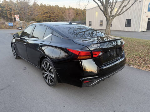 2020 Nissan Altima 2.0 SR