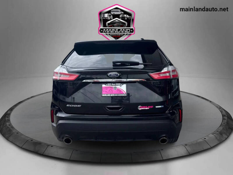 2020 Ford Edge SE