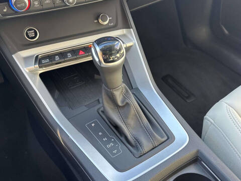 2025 Audi Q3 quattro S line Premium 45 TFSI