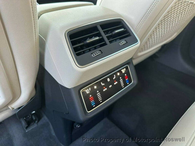 2024 Audi Q8 e-tron quattro Premium