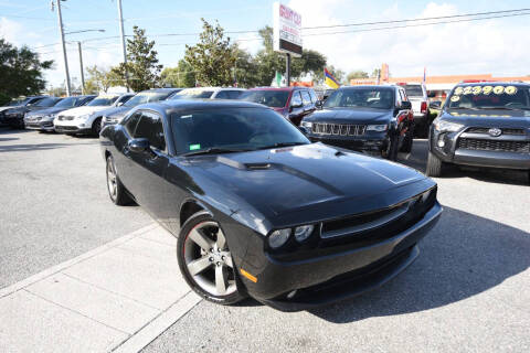 2014 Dodge Challenger for sale at GRANT CAR CONCEPTS in Orlando FL