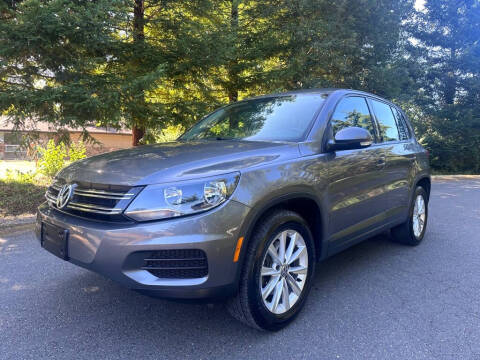 2018 Volkswagen Tiguan Limited for sale at Venture Auto Sales in Puyallup WA