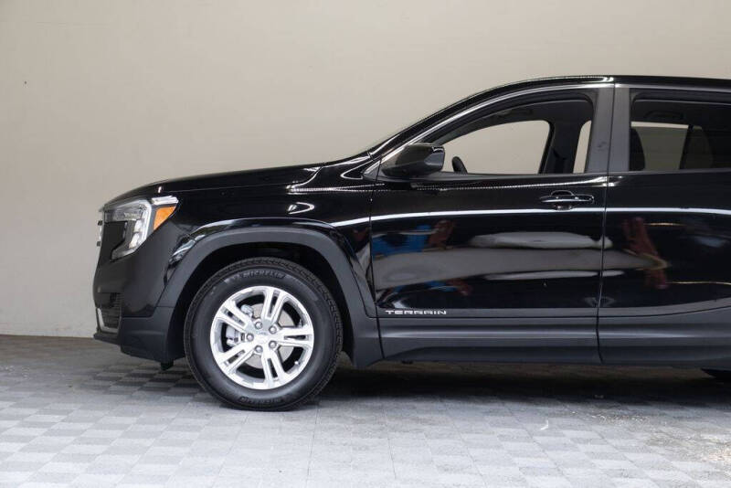 2022 GMC Terrain SLE