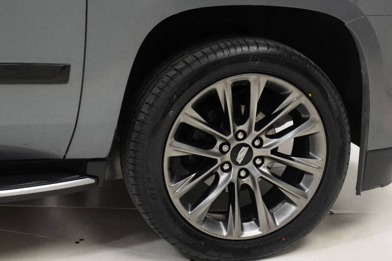 2020 Cadillac Escalade Luxury