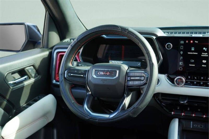 2024 GMC Canyon AT4X