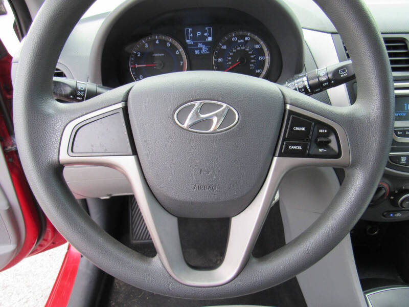 2017 Hyundai Accent SE