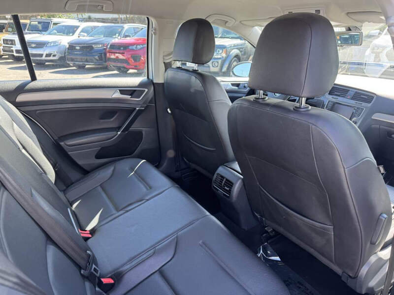 2015 Volkswagen e-Golf SEL Premium