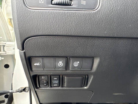 2018 Nissan Armada Platinum