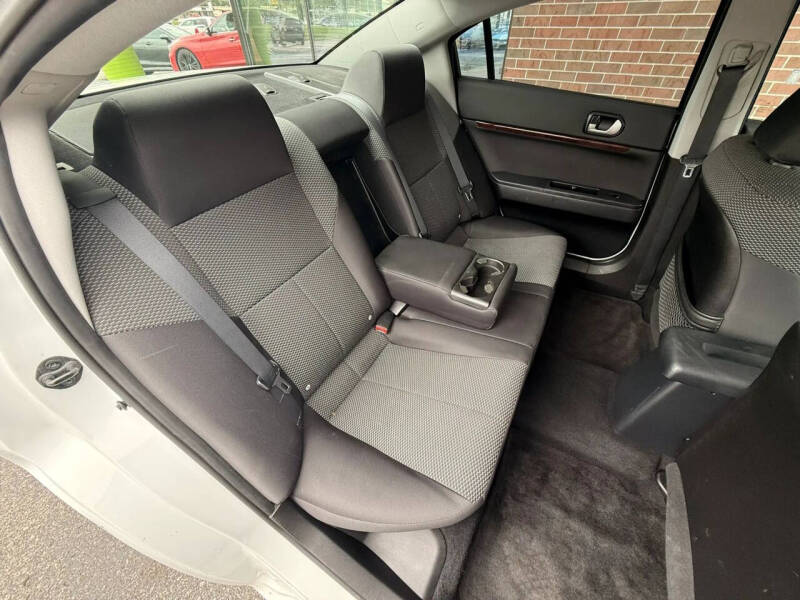 2012 Mitsubishi Galant