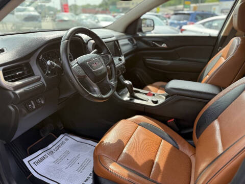 2017 GMC Acadia SLT-1