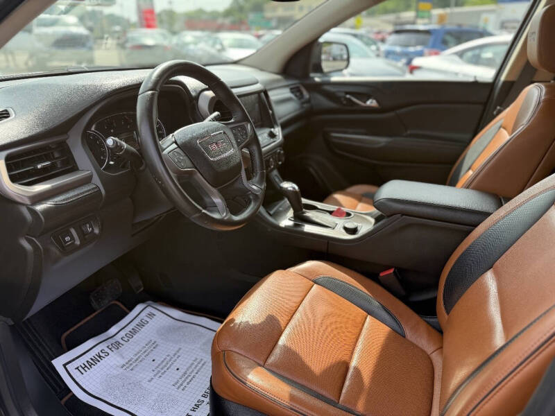 2017 GMC Acadia SLT-1
