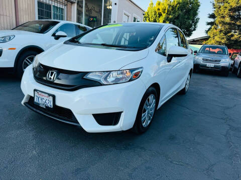 2015 Honda Fit for sale at Ronnie Motors LLC in San Jose CA