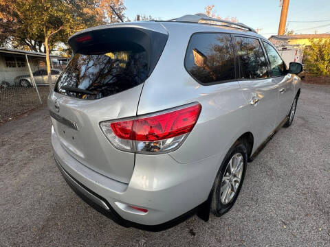 2016 Nissan Pathfinder S