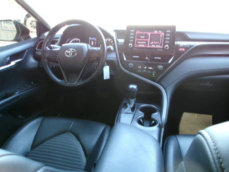 2021 Toyota Camry SE