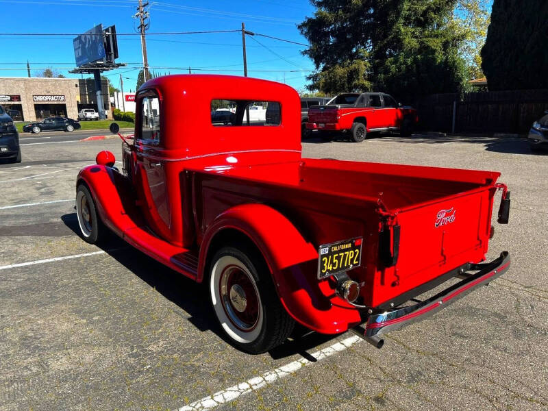 1936 Ford Model 48