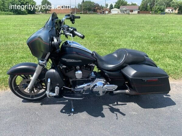 2014 Harley-Davidson Street Glide Special