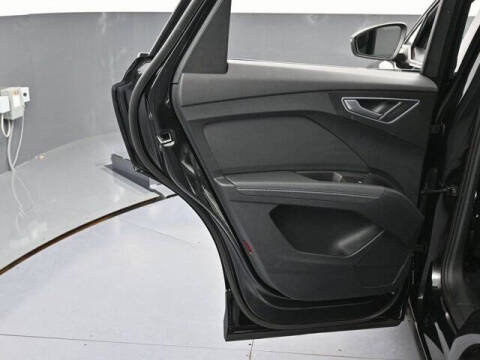 2024 Audi Q4 e-tron quattro Premium 50