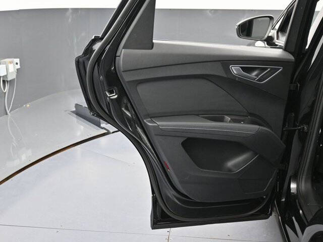 2024 Audi Q4 e-tron quattro Premium 50