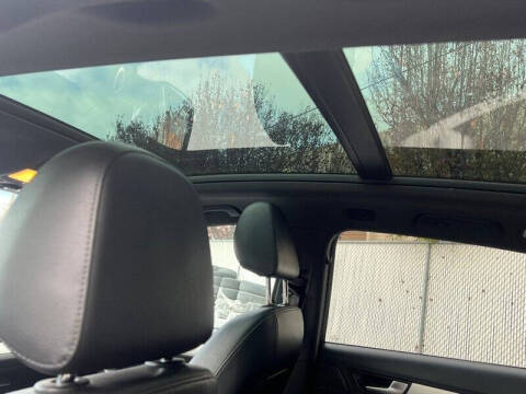 2012 Audi Q5 3.2 quattro Premium Plus