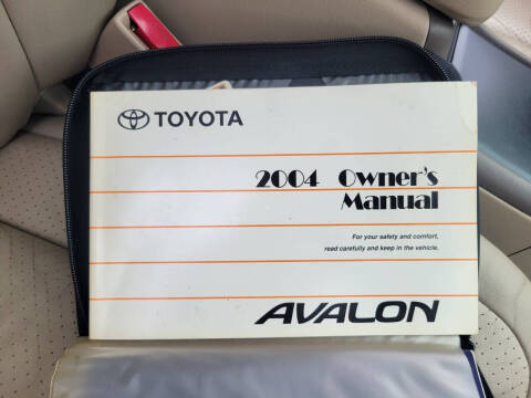 2004 Toyota Avalon XL