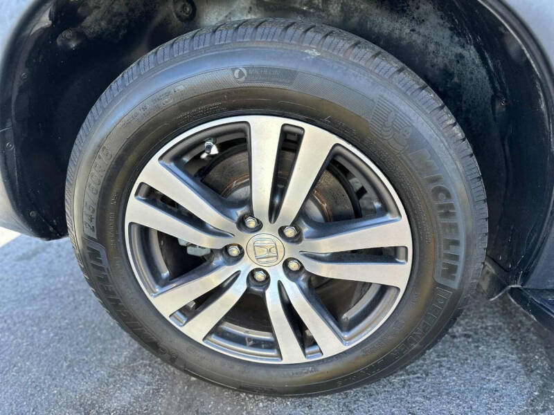 2017 Honda Pilot EX-L w/Honda Sensing