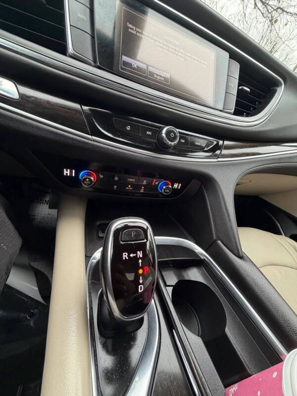 2019 Buick Enclave Essence