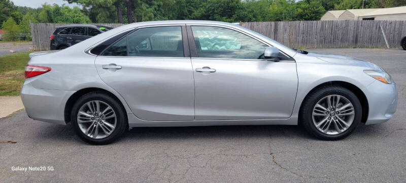 2016 Toyota Camry SE