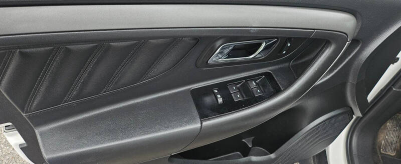 2012 Ford Taurus SEL