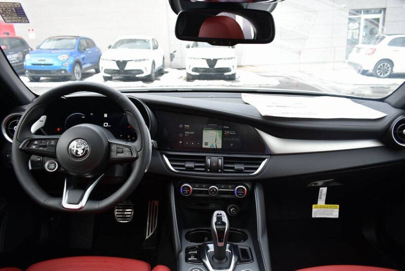 2025 Alfa Romeo Giulia