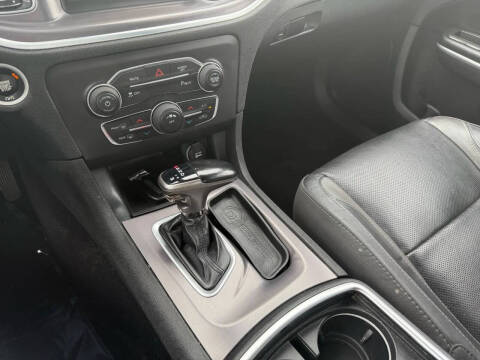 2020 Dodge Charger SXT