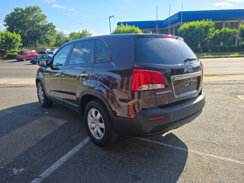 2011 Kia Sorento LX